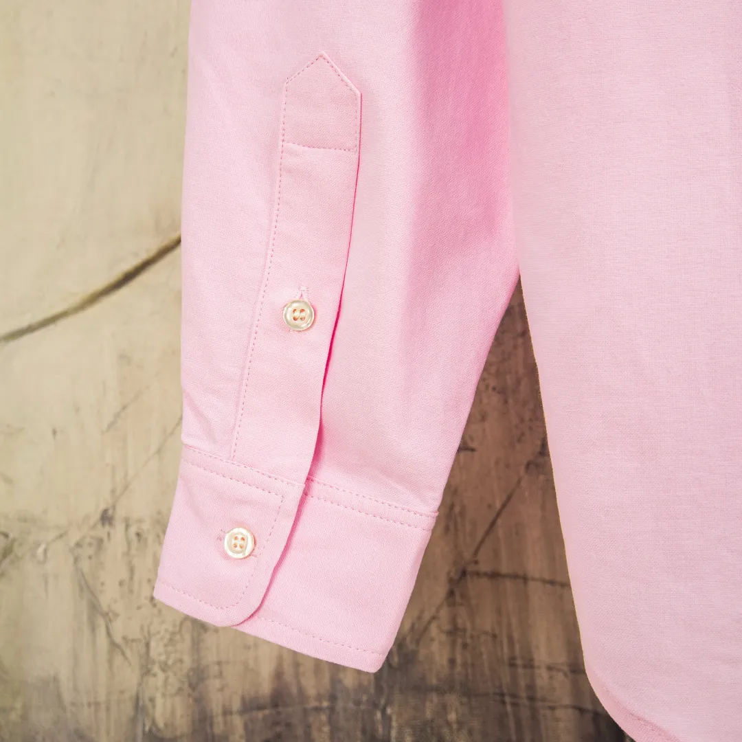 P270 zp version [Exclusive supply] Ralph Lauren/Ralph Lauren's classic evergreen single product 100 cotton Oxford spun old money style casual long-sleeved shirt. 100% restored workmanship. The entire garment is embedded with seams and clean edges. The upper back seams are reorganized for a better fit. ✅ 100 cotton Oxford spun on the face. Pre-wash treatment. The texture is tight and soft. ✅ Custom dyed original pearlescent white bottom buttons. Size partitions. ✅ Special shaped chiffon foil is included in the collar door tube. It is not easy to deform and pull. ✅ RL classic version of the Oxford shirt. The thick and crisp feeling brought by the Oxford cloth. It can be worn alone or as an outer layer. It can be worn in all seasons. It is a must-have item for the wardrobe. Get it with your eyes closed. Color: black, white, pink, blue, carbon gray, khaki, navy blue and red label, dark blue and white label (8 colors) Size: S M L XL Number: WW10969